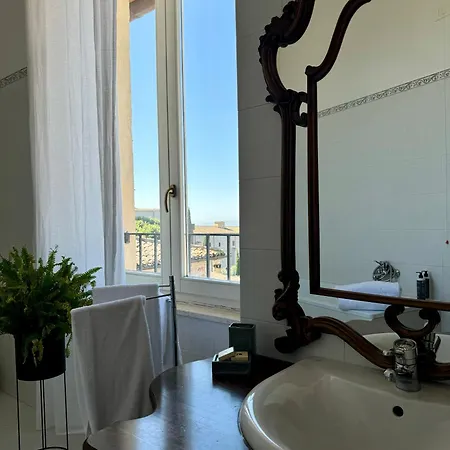 Mazzini Apartment *